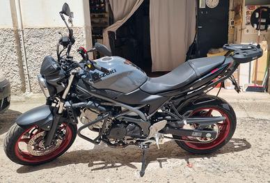 Suzuki SV 650 accessoriata 