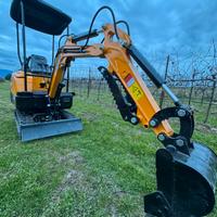 Miniescavatore 15 quintali vicsec nuovo