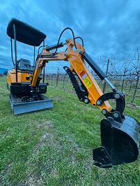 Miniescavatore 15 quintali vicsec nuovo