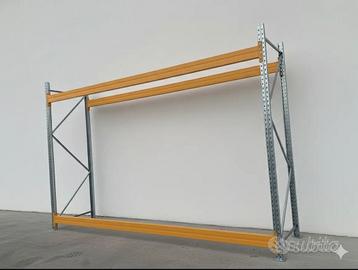 Scaffale