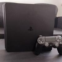 PlayStation 4 slim usata