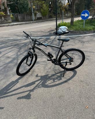 Rockrider st 100