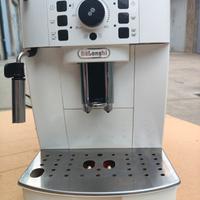 DeLonghi magnifica S