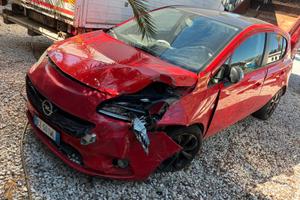Opel corsa E incidentata, 1.3 multijet