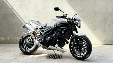 Triumph speed triple 2010 special edition