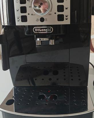 De' Longhi - Magnifica S