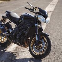 Triumph Street Triple 675 R 2012 A2 Depo a Libr