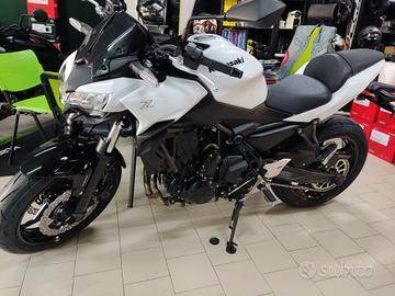 Kawasaki Z650 TUA AL 50% CON BIKE BACK RAMAUTO