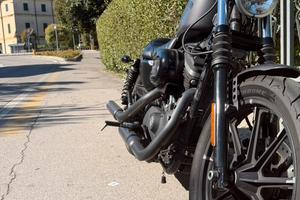 Harley davidson 883 iron