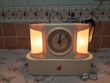 Teiera elettrica vintage. 