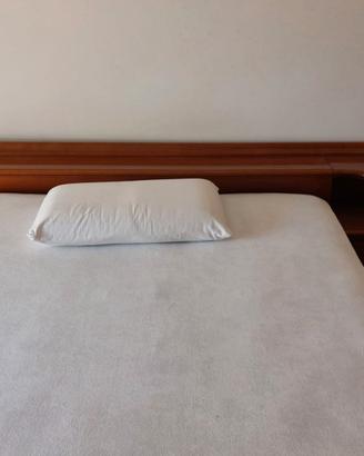 Camera da letto completa rete e materasso