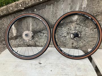 ruote complete DT Swiss 11V