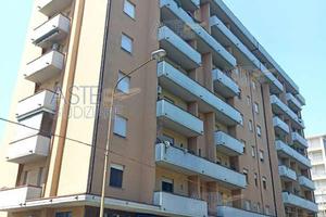 Negozio Modena [A4340597]