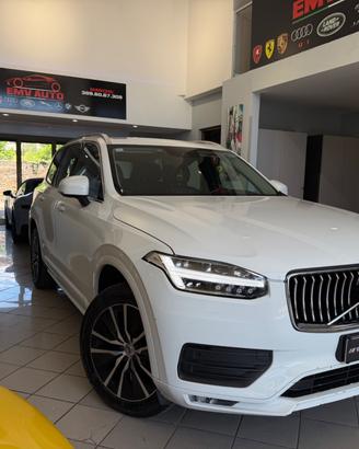 Volvo XC 90 XC90 B5 (d) AWD Geartronic Momentum Pr