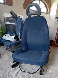 Sedili Anteriori punto