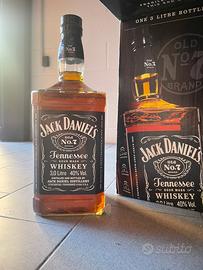 Jack Daniel imported 3 LITRI