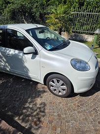 Nissan Micra cambio automatico
