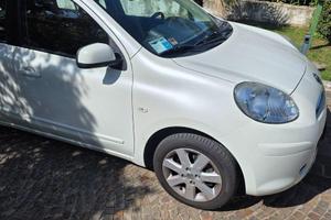 Nissan Micra cambio automatico