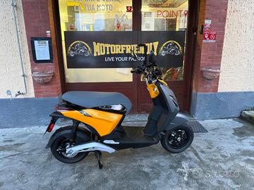 Piaggio 1 Active