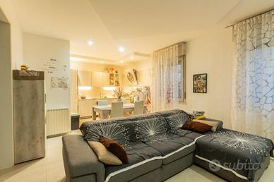 PORZIONE DI BIFAMILIARE A CORREGGIO