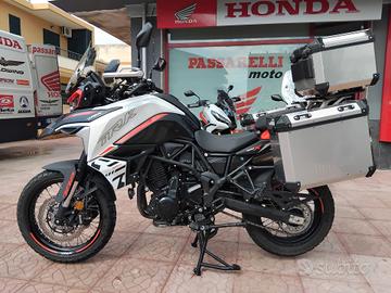 Benelli TRK 702 X