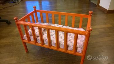 Lettino bambole in legno fatto a mano + biancheria