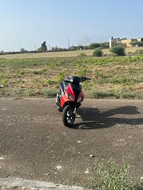 Aprilia sr