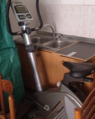 cyclette bh fitness Pegasus con display lcd 