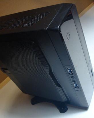 PC Mini ITX Itek Spirit  ASRock Q1900 Win 10 Pro
