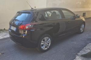 Peugeot 308 BlueHDi 130 S&S Active