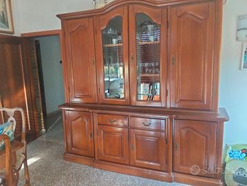Credenza, 10 porte, molto solida e spaziosa