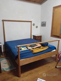 Letto matrimoniale in legno massello di betulla