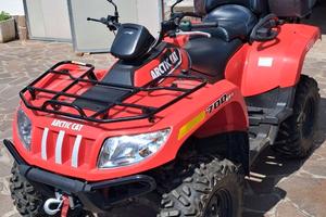 quad Arctic Cat 700 EFI