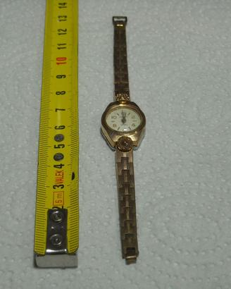 Antico orologio da polso della nonna anni '40