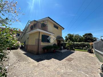 VILLA SINGOLA A MARINO