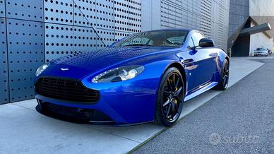 ASTON MARTIN VANTAGE S V8 SPORTSHIFT II CARBON