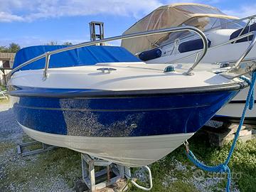 Motoscafo Bayliner 652 Valutiamo Permuta