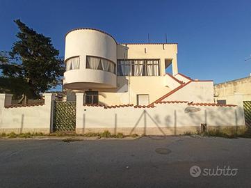 CASA SEMINDIPENDENTE A CASTELVETRANO