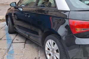  Audi A1 TSDI Ambition