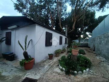 CASA INDIPENDENTE A MOLA DI BARI