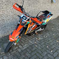 KTM 690 EnduroR A2