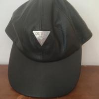 Cappello Guess