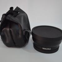 Obiettivo macro grandangolare