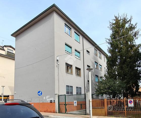 2 LOCALI A SAN GIULIANO MILANESE