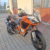 KTM 1050 adventure