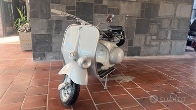 Vespa faro basso del 1954 125cc