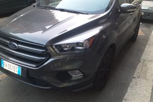 Ford Kuga St line 1.5 120 cv