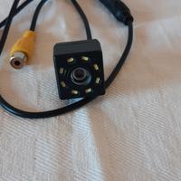 Telecamera per retromarcia auto nuova .