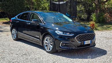 Ford mondeo vignale