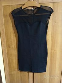 abito nero senza maniche 